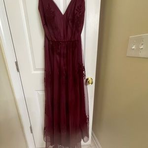 (2 available) Low-back bridesmaid dresses